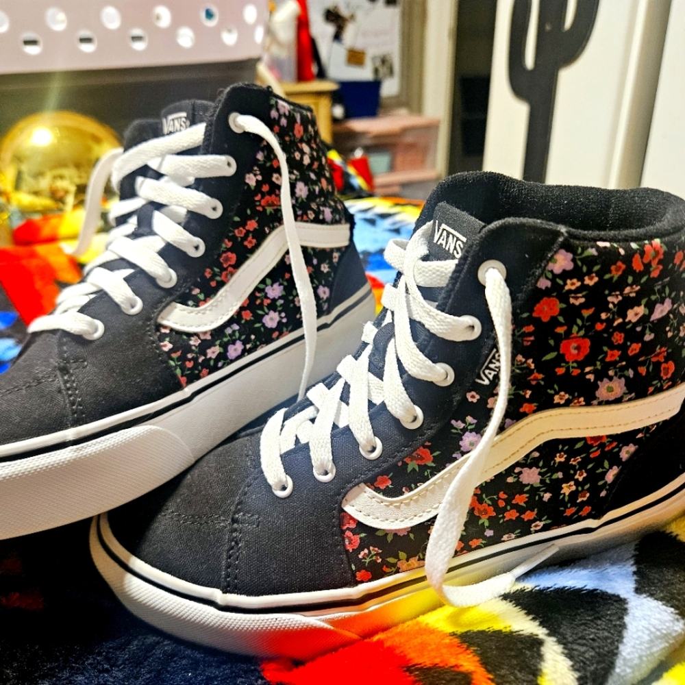 Vans Kids Black Floral High-Top Sneakers